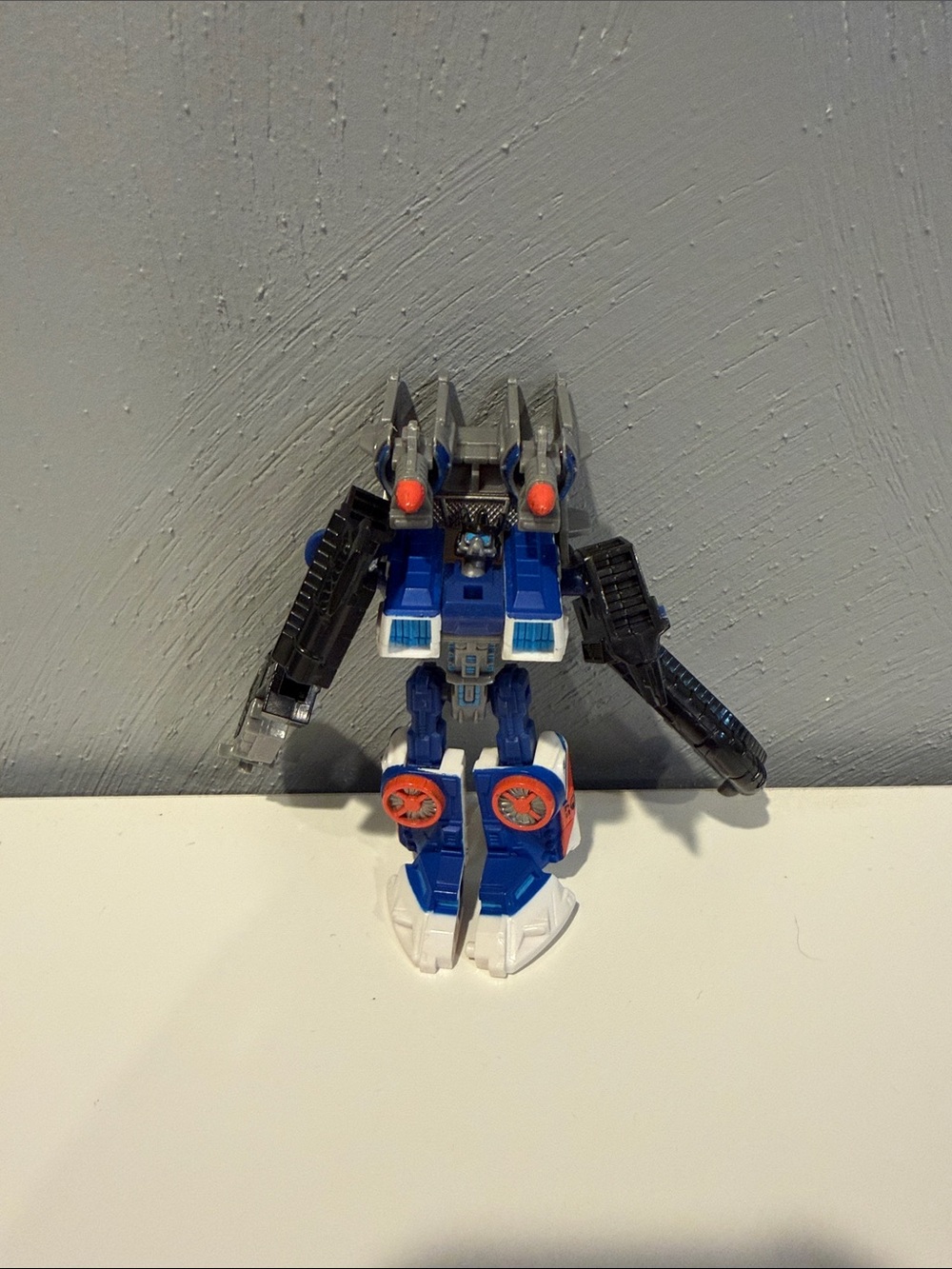 Transformers Deception Storm Surge scout class 4 inch figure